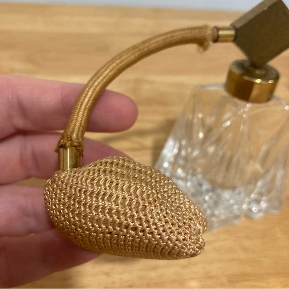Vtg 1950s Crystal Perfume Spray Bottle Atomizer I.W Rice & Co. Japan Poor Shape - Picture 7 of 15